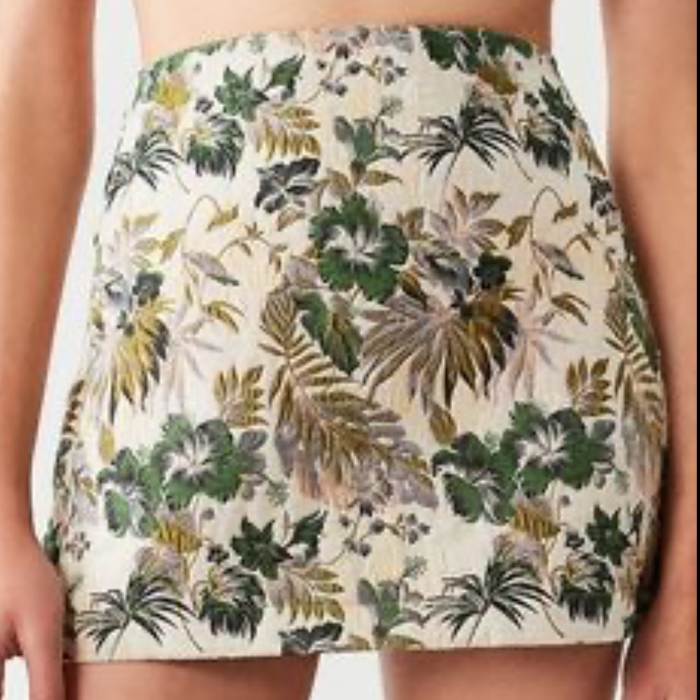 Urban Outfitters Tropical Hibiscus Leaf Print Jacquard Mini Skirt Size S